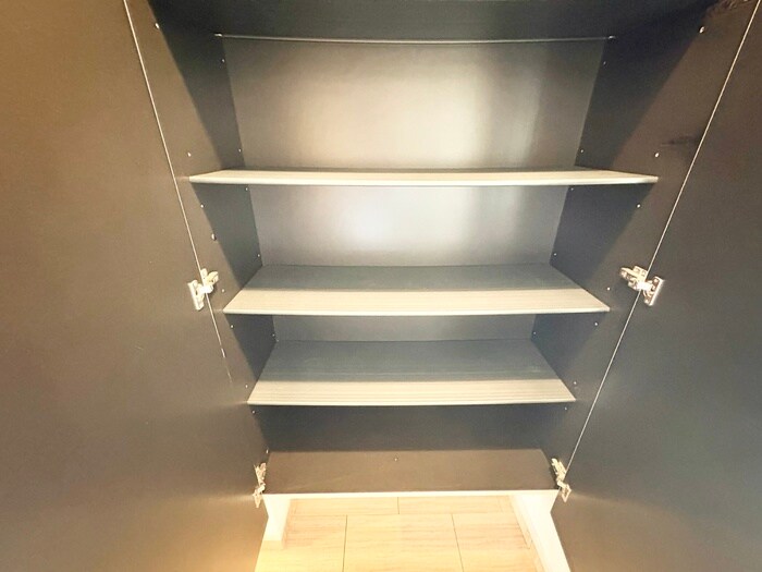 物件内観写真17　(靴箱)