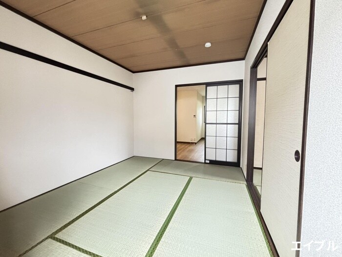 物件内観写真9　(居室)