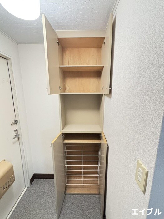 物件内観写真19　(靴箱)