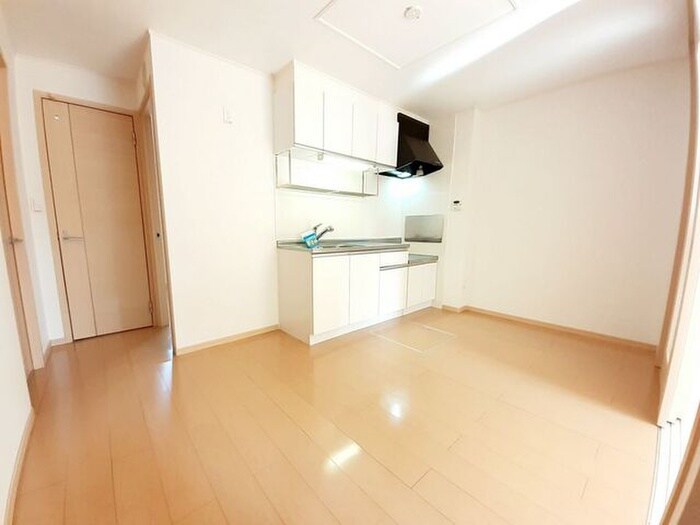 物件内観写真4　(居室)