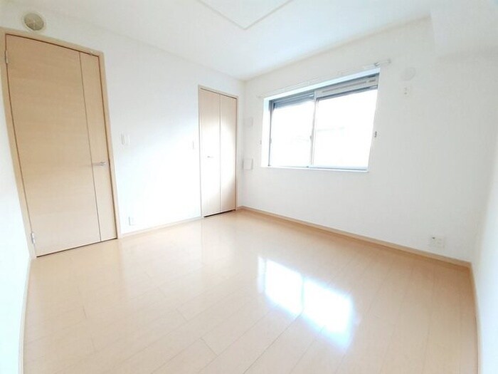 物件内観写真5　(居室)