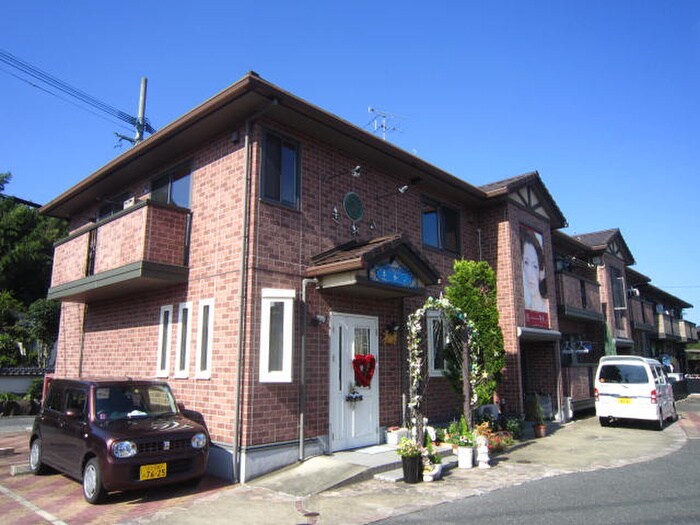 物件外観写真3　(外観写真)