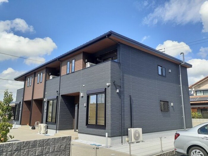 物件外観写真1　(外観写真)