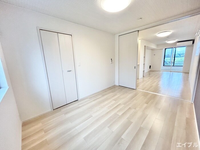 物件内観写真8　(居室)