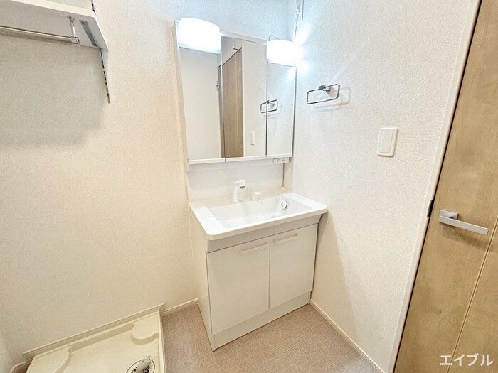 物件内観写真10　(洗面)