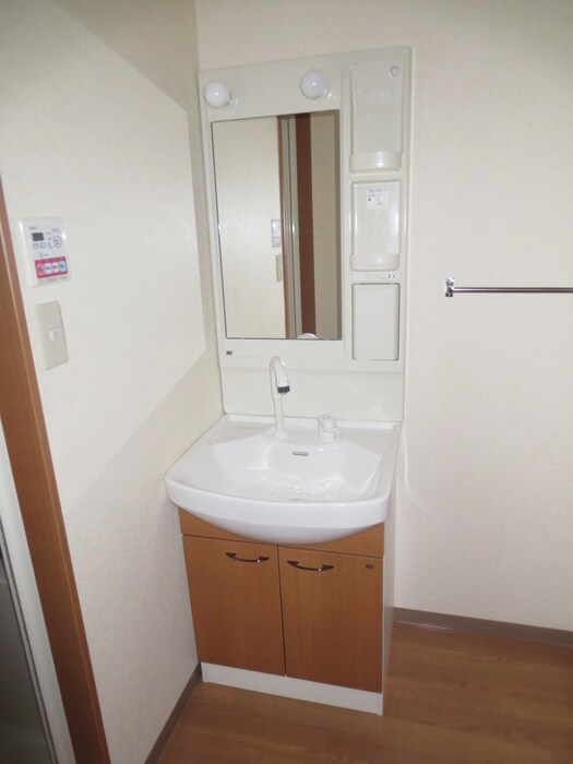 物件内観写真10　(洗面)