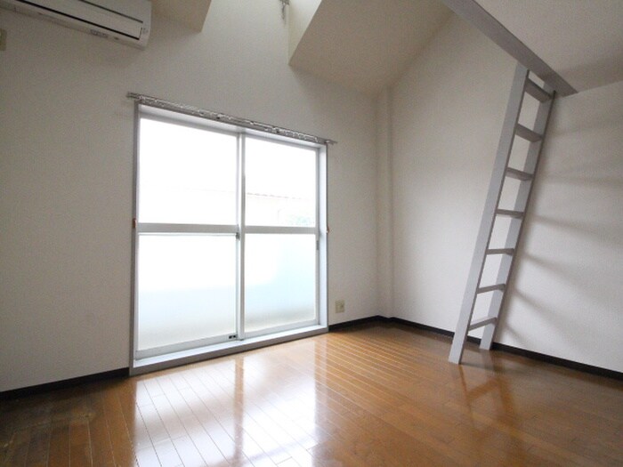 物件内観写真9　(居室)