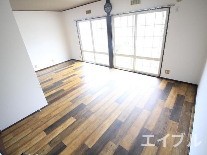 物件内観写真6　(居室)