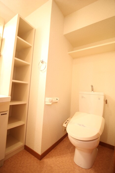 物件内観写真15　(トイレ)