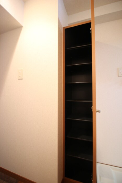 物件内観写真17　(靴箱)