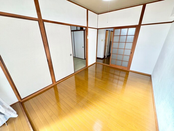 物件内観写真5　(居室)