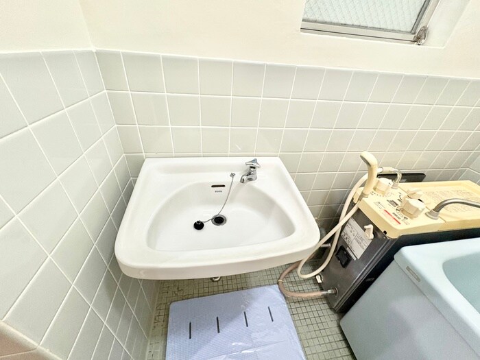 物件内観写真10　(洗面)