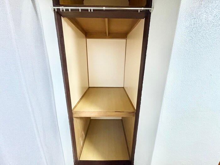 物件内観写真11　(収納)