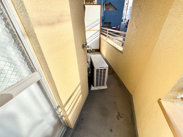 物件内観写真15　(洗濯機置場)