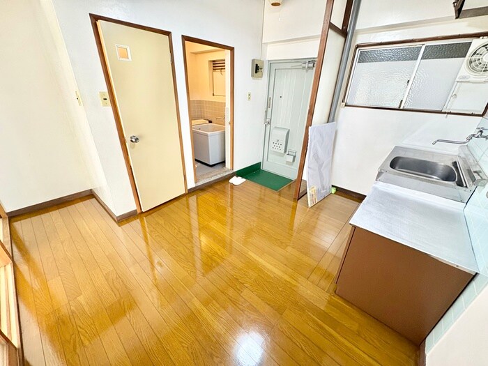 物件内観写真16　(居室)