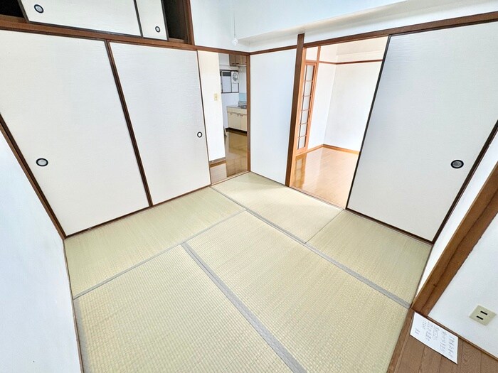 物件内観写真18　(居室)