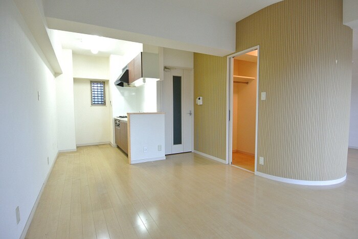 物件内観写真9　(居室)