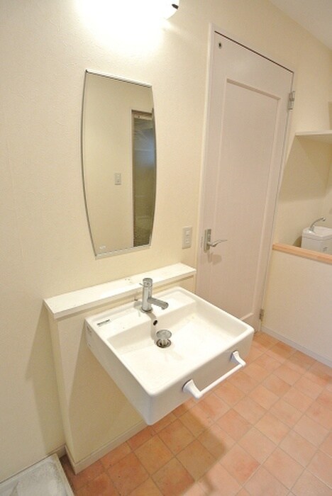 物件内観写真10　(洗面)