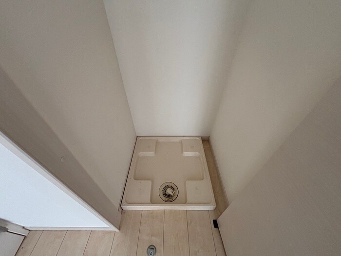 物件内観写真12　(洗濯機置場)