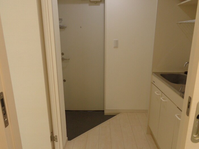 物件内観写真15　(玄関)