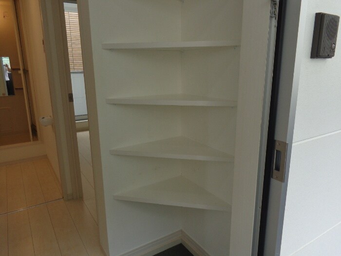 物件内観写真16　(靴箱)