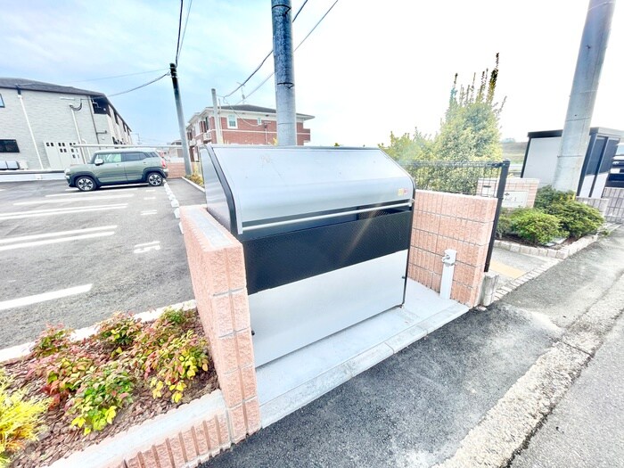 物件外観写真4　(建物設備)