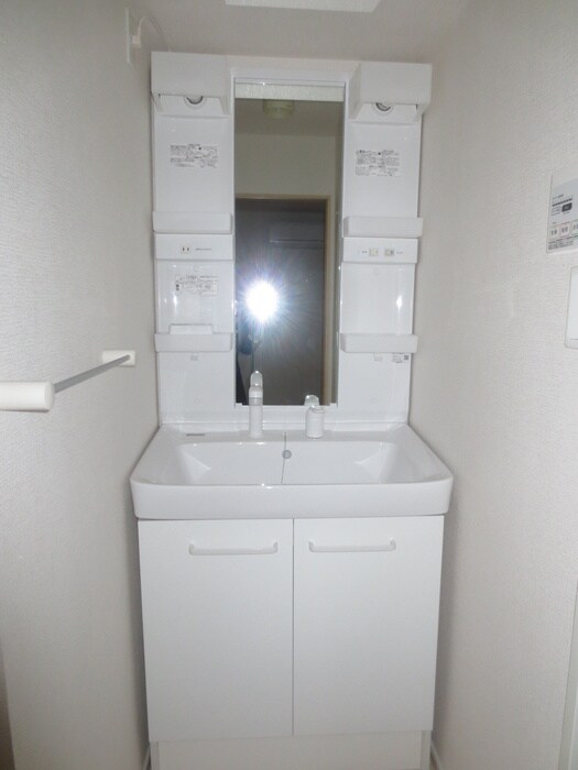 物件内観写真10　(洗面)