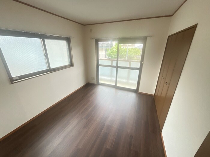 物件内観写真5　(居室)