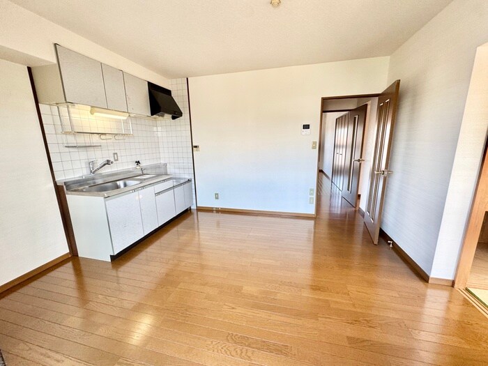 物件内観写真5　(居室)