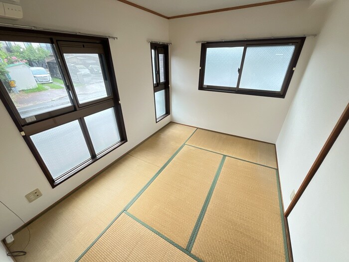 物件内観写真6　(居室)