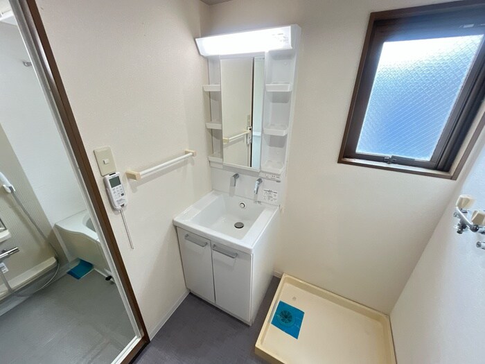 物件内観写真10　(洗面)