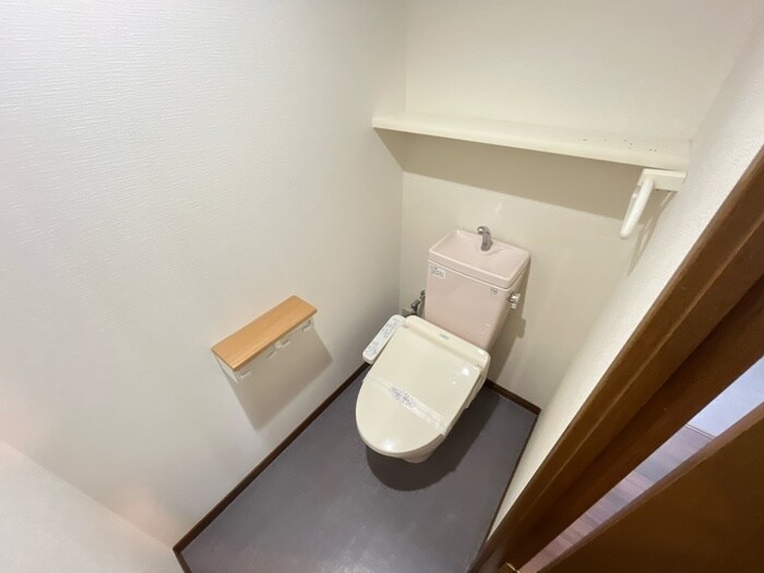 物件内観写真12　(トイレ)