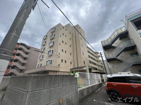 真鍋ビル外観写真