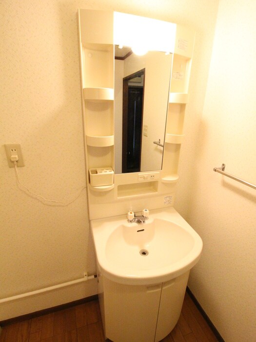 物件内観写真10　(洗面)