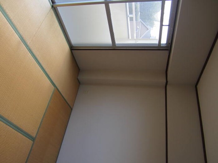物件内観写真13　(居室)