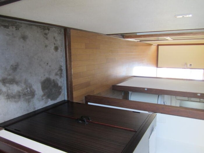 物件内観写真16　(玄関)