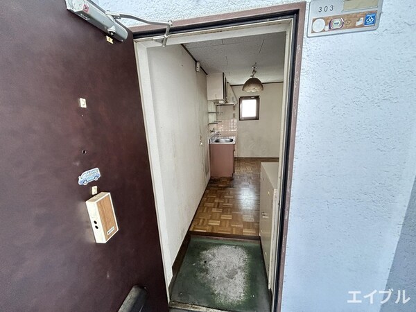 玄関