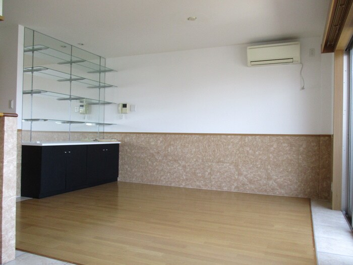 物件内観写真7　(廊下)