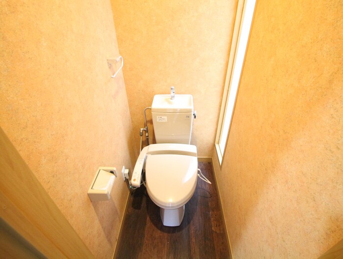 物件内観写真9　(トイレ)