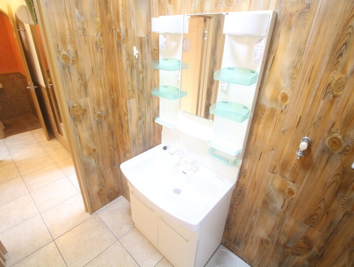 物件内観写真10　(洗面)