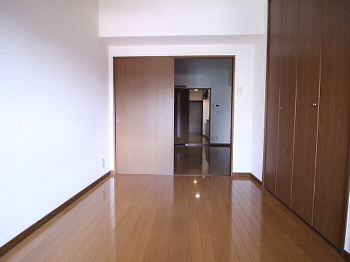 物件内観写真8　(内観写真)