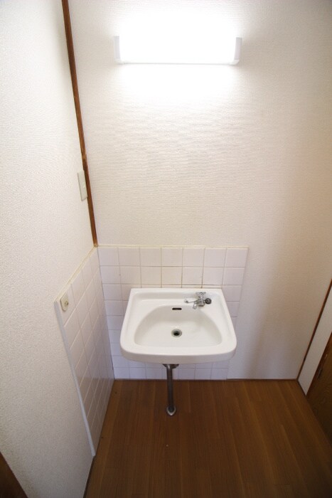 物件内観写真10　(洗面)
