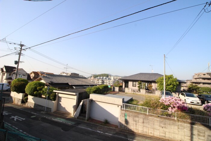 物件内観写真17　(室内からの展望)