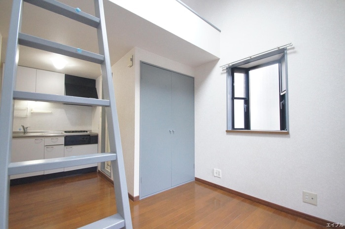 物件内観写真9　(居室)