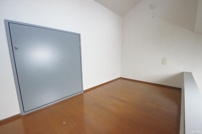 物件内観写真12　(ロフト)