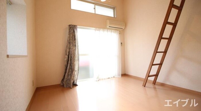 物件内観写真17　(居室)