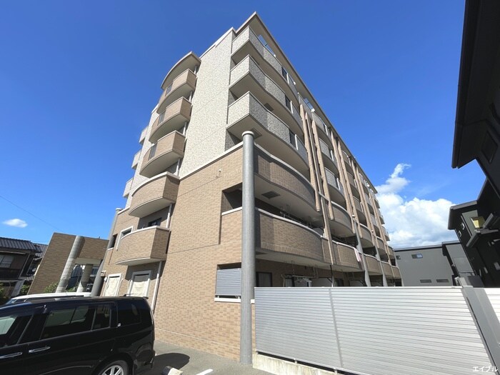 ディナスティⅧの外観写真