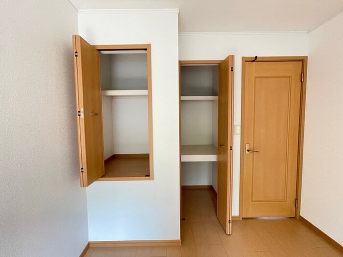 物件内観写真19　(収納)