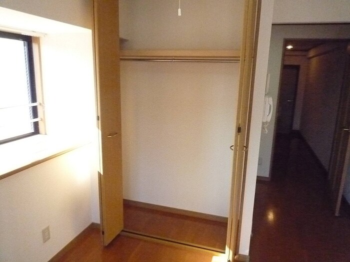 物件内観写真11　(収納)