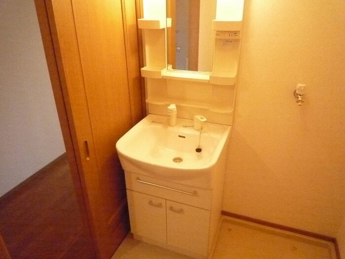 物件内観写真12　(洗面)